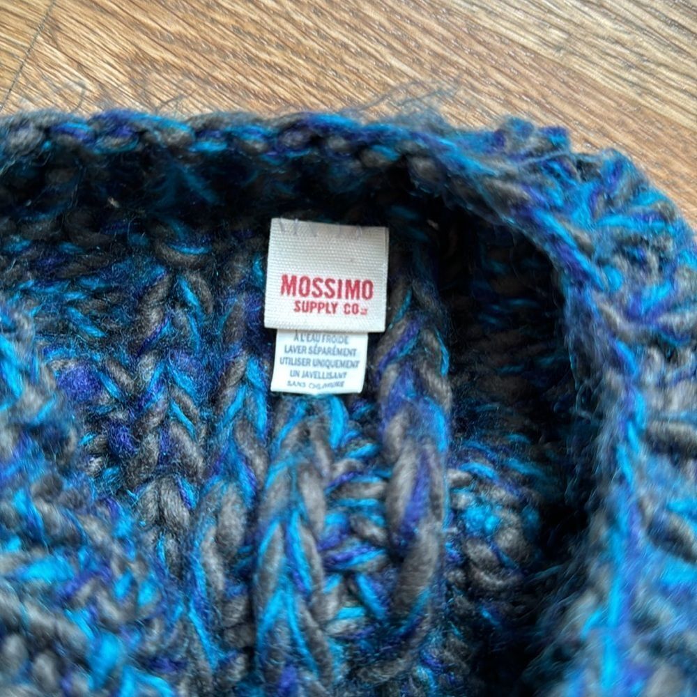 Blue Burret  - Picture 5 of 5